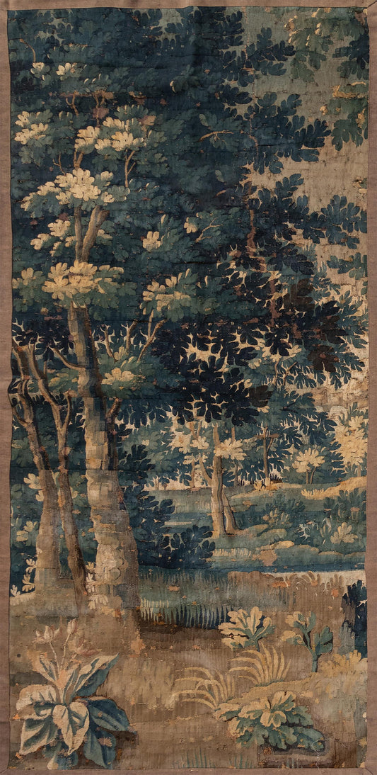 The Quiet Woodland Panel: A Verdant Tapestry of Depth, Shadow, and Cultivated Stillness RE253744