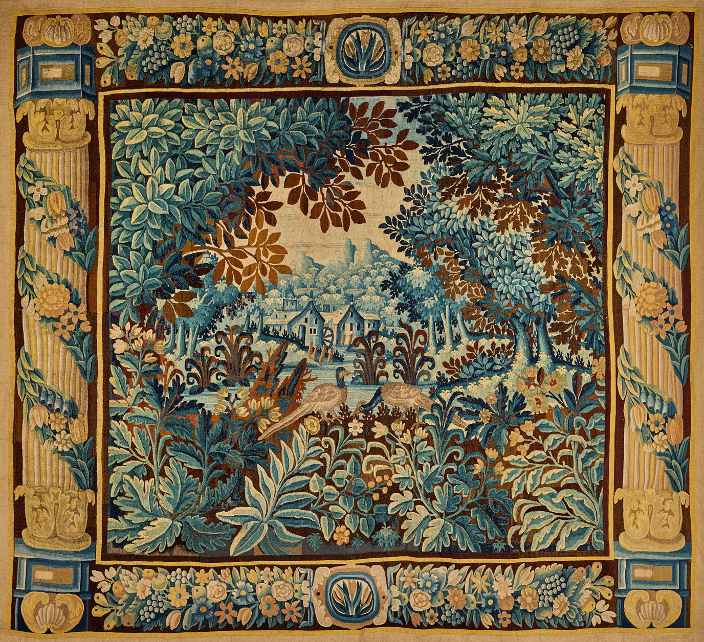 The Garden Estate: A Verdure Tapestry of Village Life and Ornamented Elegance RE374585
