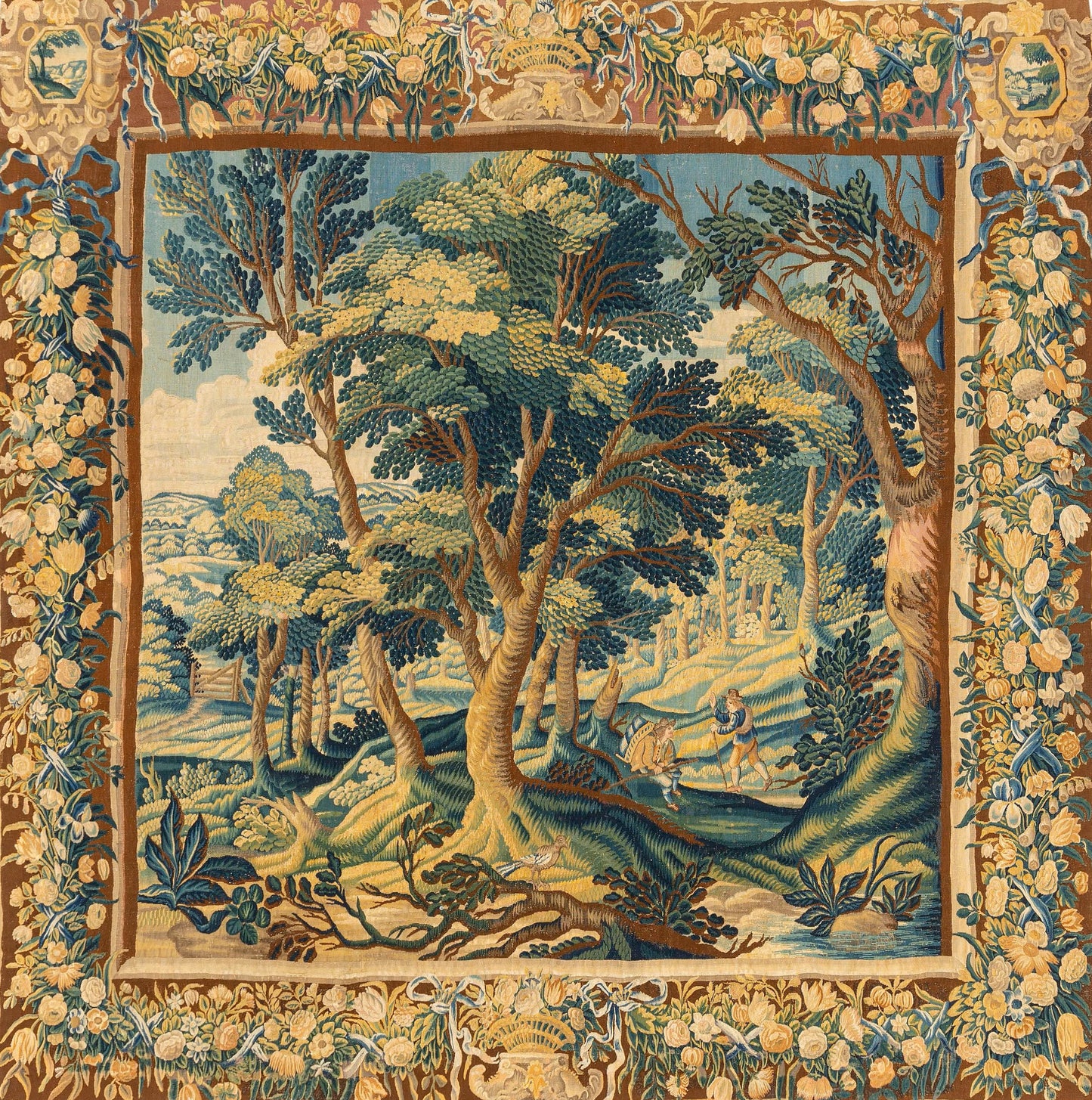 A Verdant Symphony of Light, Leisure, and Aristocratic Calm RE383471