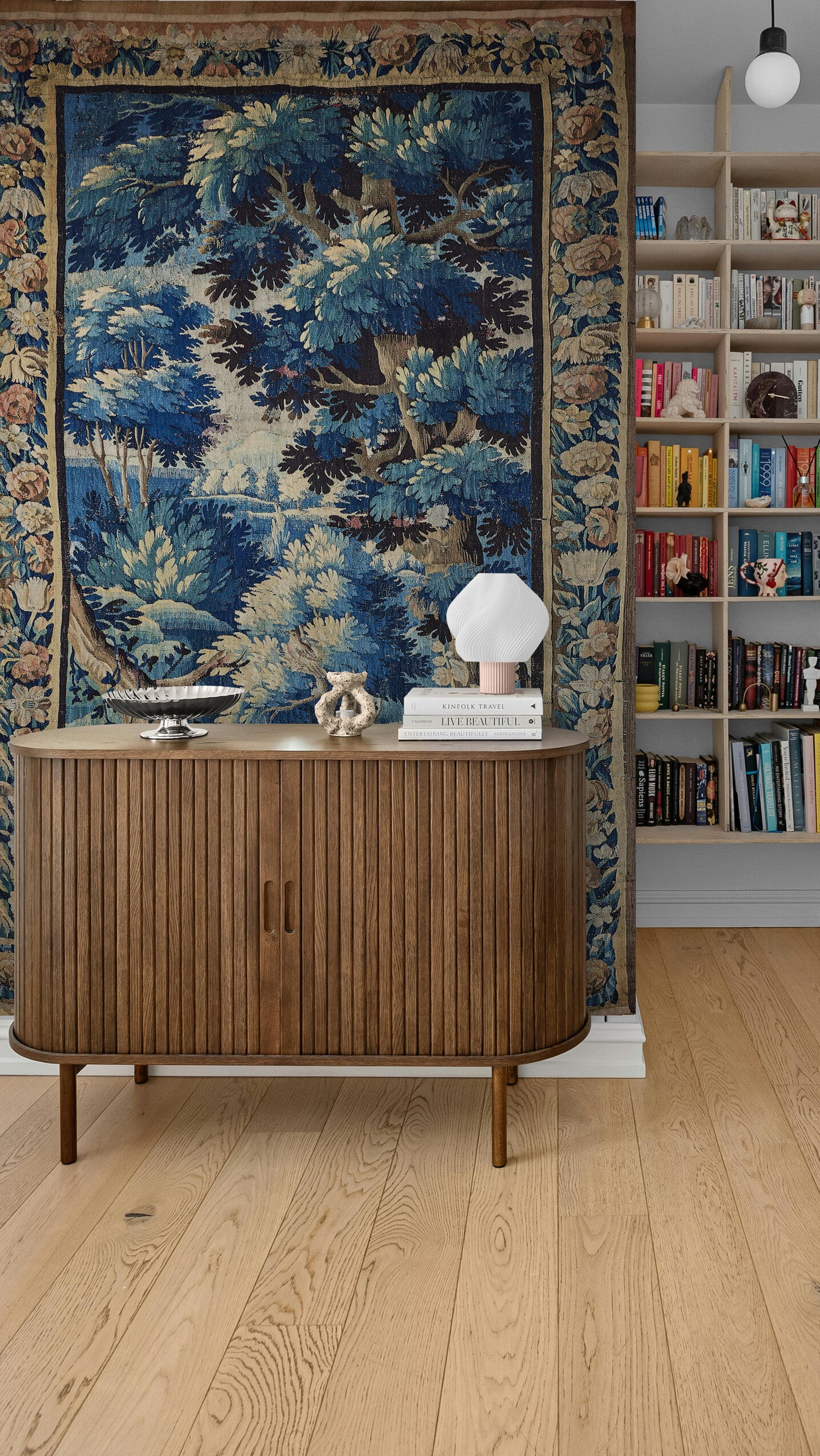 Beautiful Ultra Authentic Signature Impressive Verdure Tapestry Reproduction RE622305